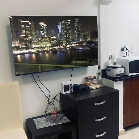 My Places Dubai Studio Apartment Escan Tower53 Экстерьер фото